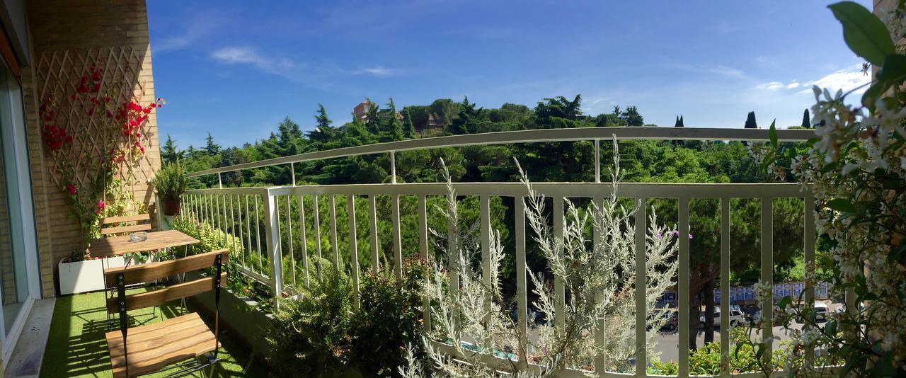 Happy Holiday In Rome B&B Buitenkant foto